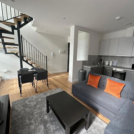 Winchester Street Apartments By Urban Abode Бейсінгсток Екстер'єр фото