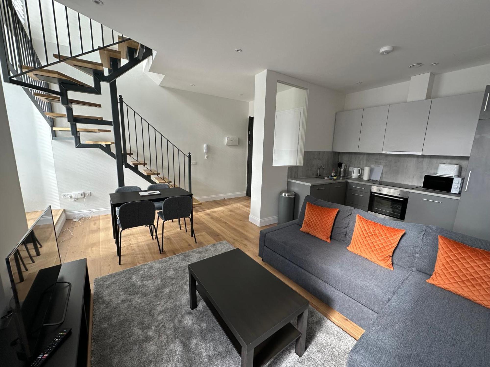 Winchester Street Apartments By Urban Abode Бейсінгсток Екстер'єр фото
