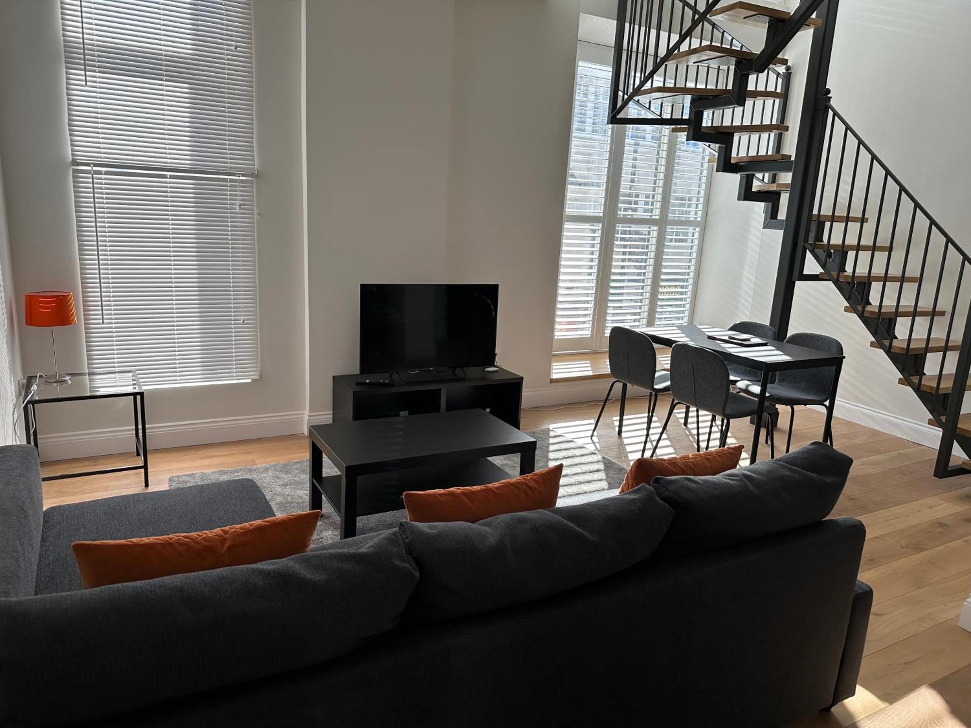 Winchester Street Apartments By Urban Abode Бейсінгсток Екстер'єр фото